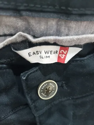 Pantalón chino azul marino