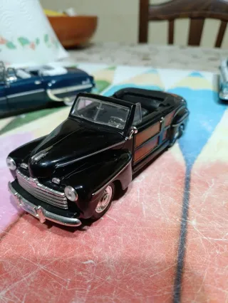 Lotto 5 modellini auto scala 1:32