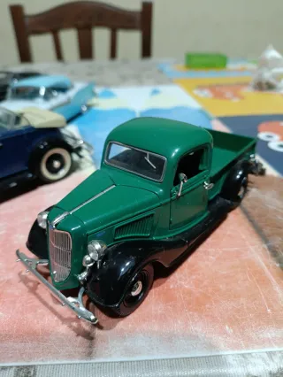 Lotto 5 modellini auto scala 1:32