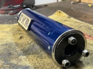 Cola de escape TKR azul