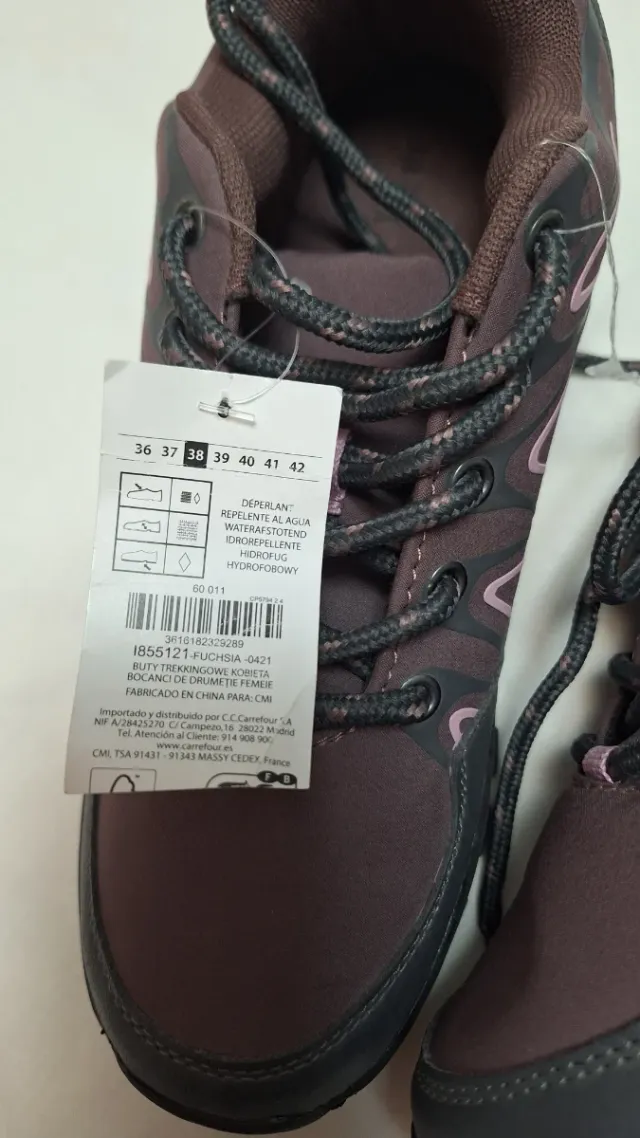 Deportivas burdeos y rosas