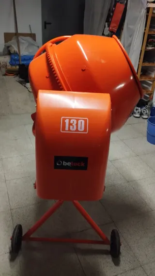 Hormigonera Eléctrica 130L sin estrenar
