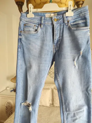 Pantalón Bershka Talla S Rotos Desfilado