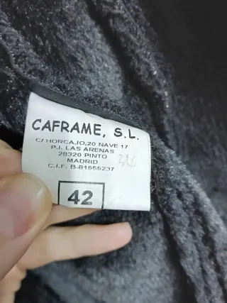 Chaqueta negra tipo ante con pelo