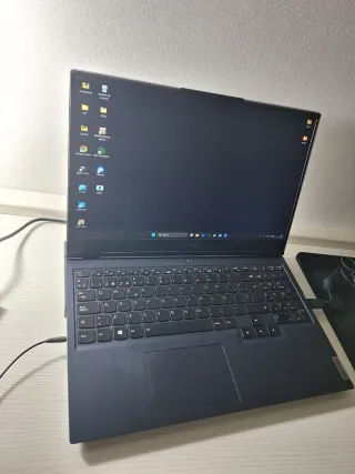 Portátil Gaming Lenovo Legion5 Ryzen 7 5800H 3060
