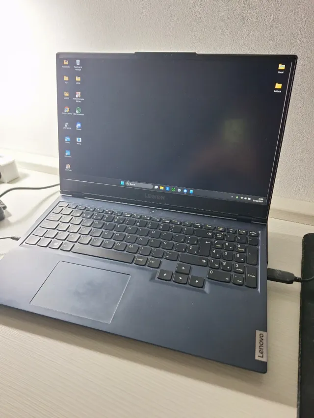 Portátil Gaming Lenovo Legion5 Ryzen 7 5800H 3060