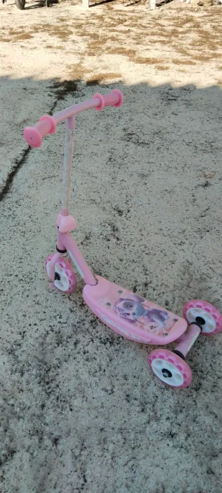 Patinete Patrulla Canina niña 3 ruedas