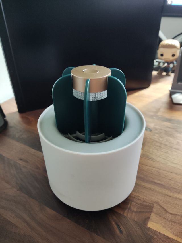 Sothing Lámpara mata mosquitos portátil