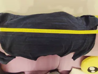 Camiseta manga larga azul y negra