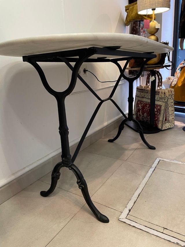 Mesa Hierro Forjado y piedra de Mármol