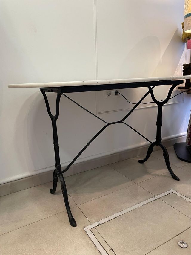 Mesa Hierro Forjado y piedra de Mármol