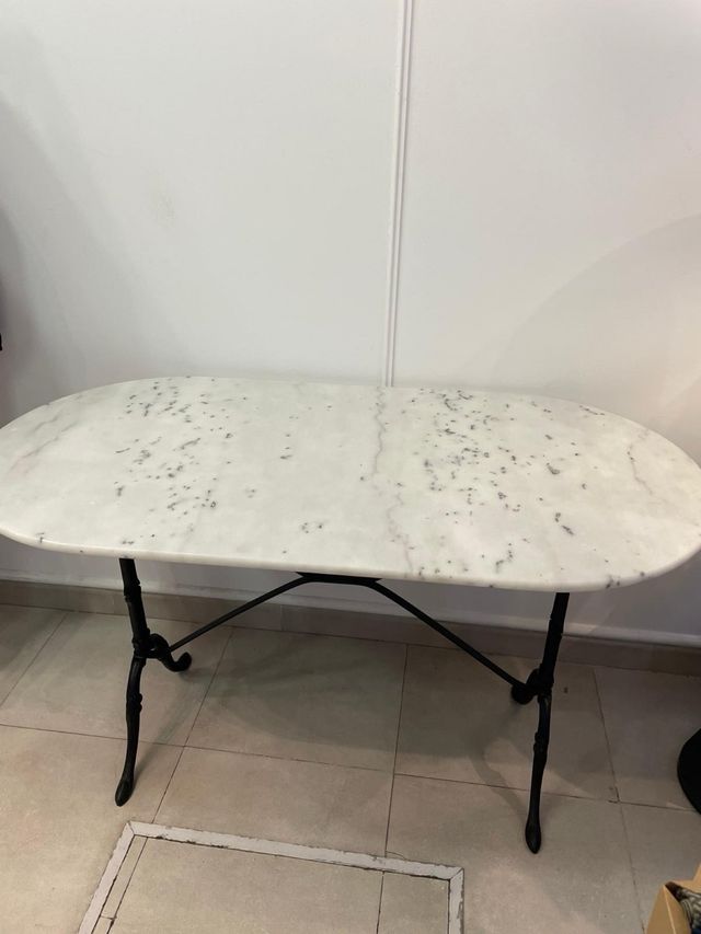 Mesa Hierro Forjado y piedra de Mármol
