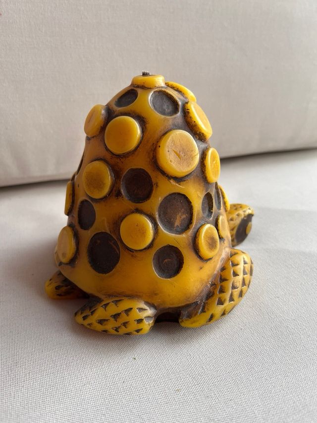 Tartaruga di cera degli anni '70. Candela vintage Art Déco