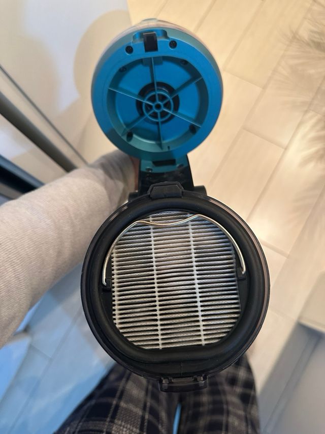 Aspirador CecotecConga RockStar1700 CAMBIAR FILTRO