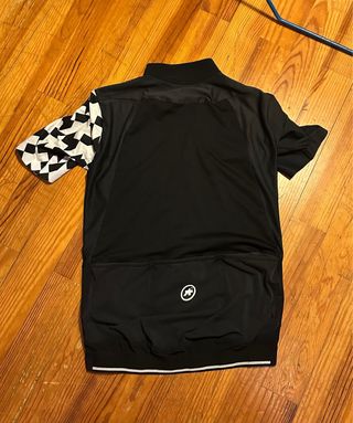 Maillot Ciclismo Assos Negro Manga Corta