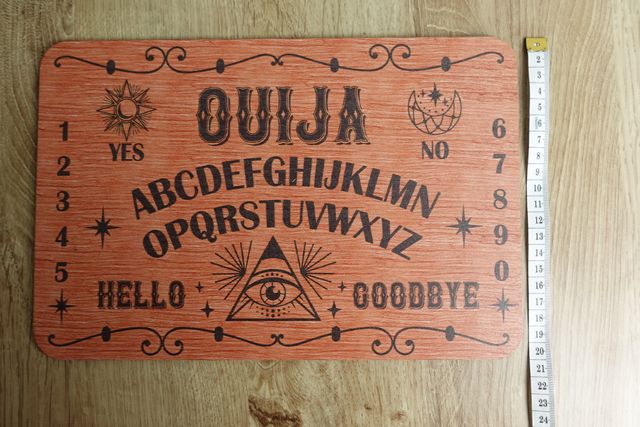 Tabuleiro Ouija de madeira com planchette incluída