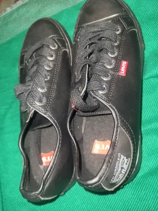 Zapatillas Levi's Negras