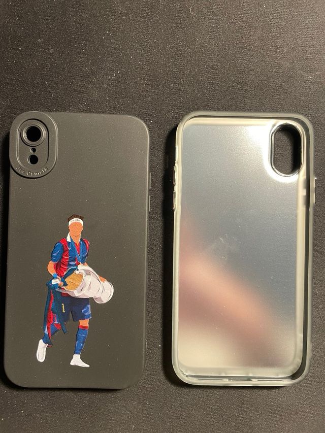 Confezione 2 custodie esclusive per iPhone XR da 12€