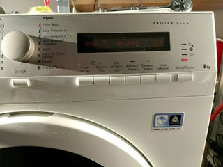 Secadora AEG Lavatherm 8kg Protex Plus