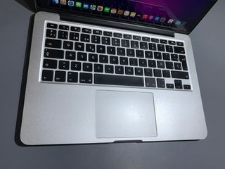MacBook Pro Retina i5 8GB
