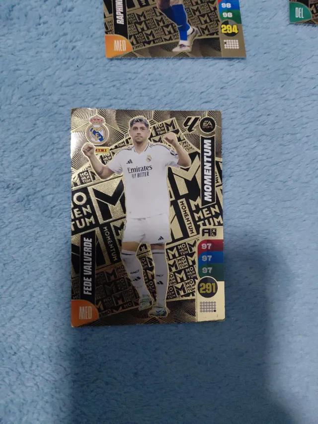 6Momentums Adrenalyn XL