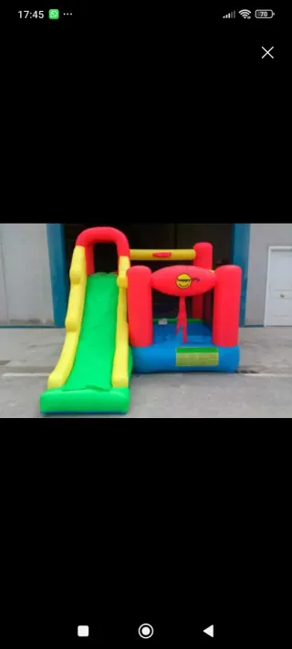 Castillo hinchable con tobogán