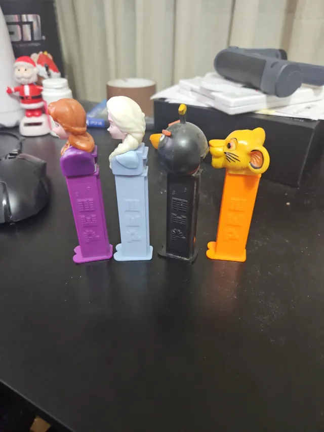 Lote 4 Dispensadores PEZ