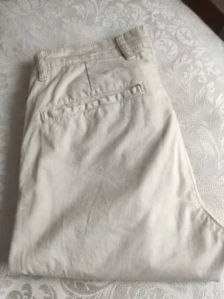 Pantalón chino Zara beige talla 36