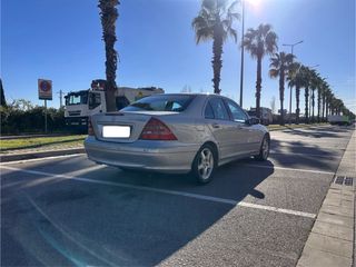 Mercedes-Benz Clase C 200 Kompresor 163cv
