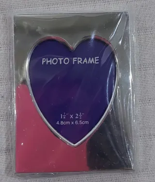 3 Marcos de Fotos Corazón y Ovalados