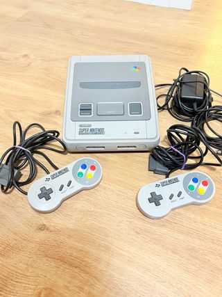Consola Super Nintendo + 2 mandos