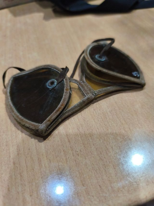 Antiche Occhiali da Aviatore