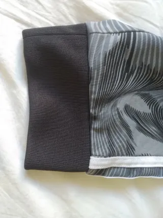 Pantalones Adidas Diseño Gris y Negro