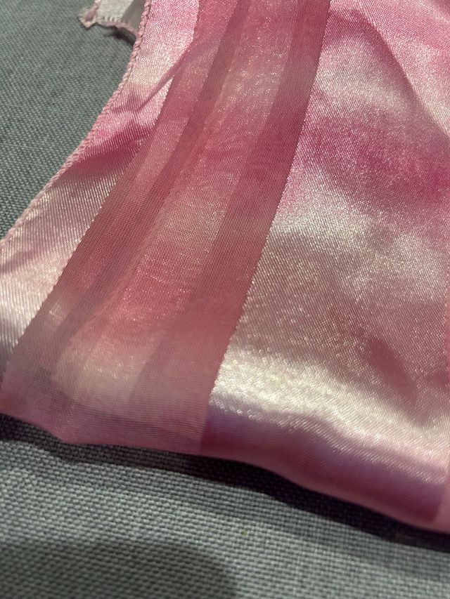 Pañuelo rosa satinado