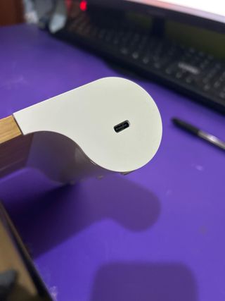 Soporte Monitor Escritorio Madera y Blanco