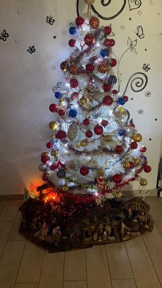 Albero di Natale Bianco con Presepe