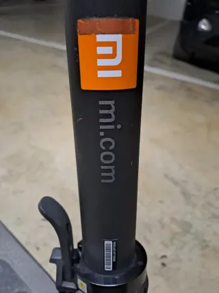 Patinete Eléctrico Xiaomi Essential 2021
