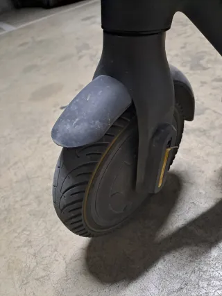 Patinete Eléctrico Xiaomi Essential 2021