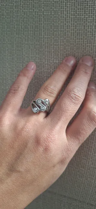 Anello Argentato con Zirconi