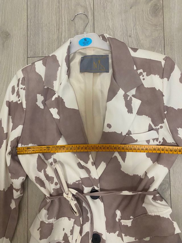 Blazer estampado vaca