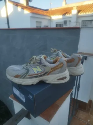 New Balance 530 Deportivas Beige/Gris