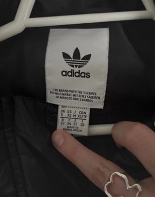 Chaqueta Adidas Negra con Rayas