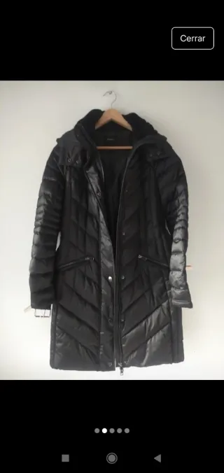 Parka negra de plumas