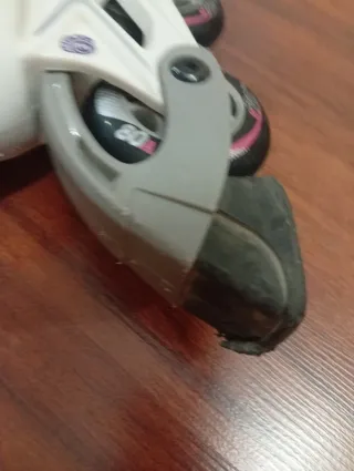 Patines Decathlon Talla 32-35 extensibles.