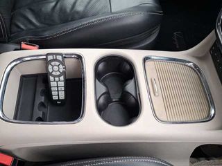 Lancia Voyager 2.8 CRD Silver 131 kW (178 CV)