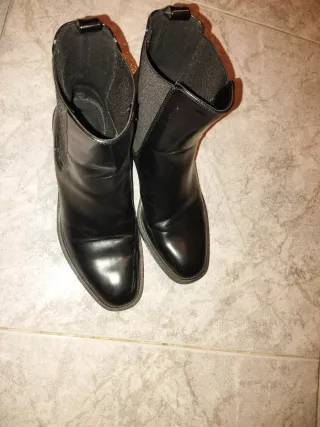 Botines negros
