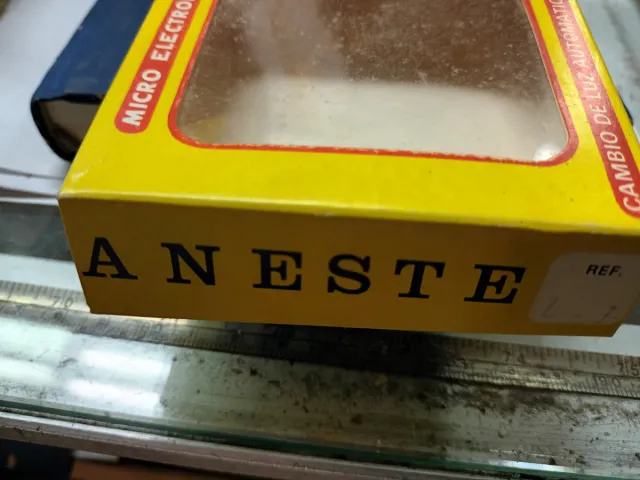 Modulo di cambio luci automatico Aneste L1 per modelli in scala N