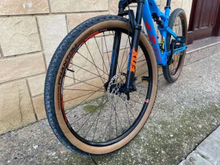 Bicicleta de montaña MTB BH Doble Suspensión Carbo