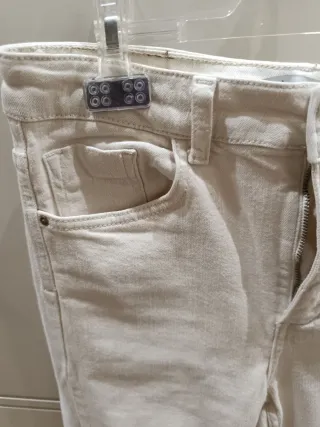 Pantalones beige