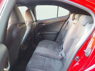 Lexus UX 2.0 250h Business